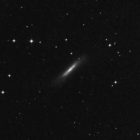 Imagem de referência (DSS2) de ESO358-063 — objeto ainda não capturado no observatório