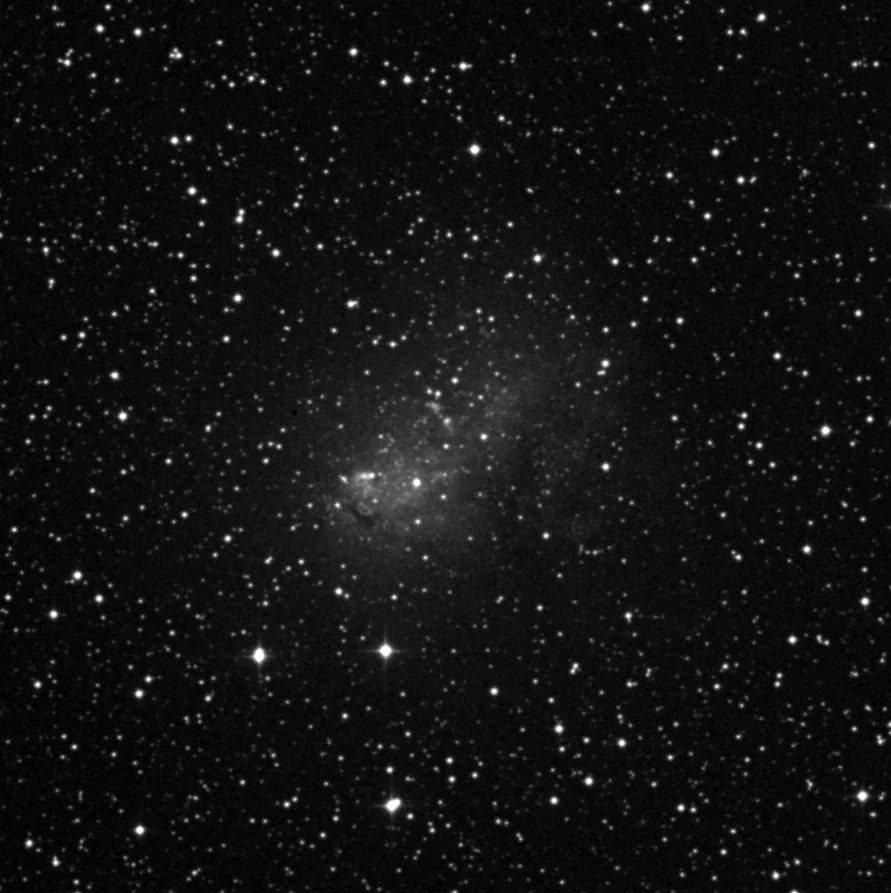 Imagem de referência (DSS2) de IC 10 — objeto ainda não capturado no observatório