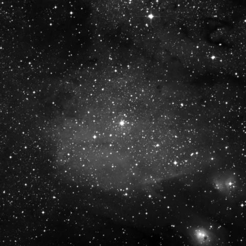 Imagem de referência (DSS2) de IC 1284 — objeto ainda não capturado no observatório