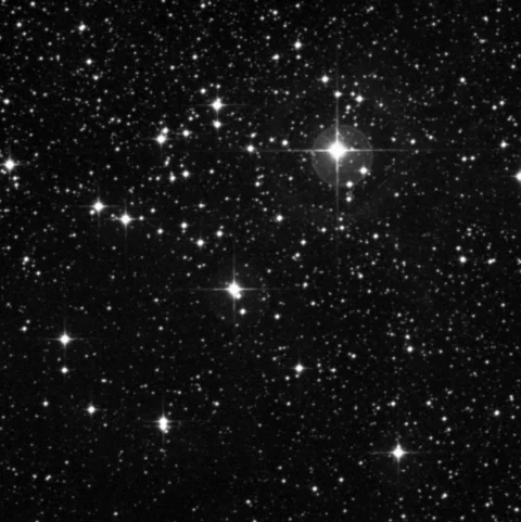 Imagem de referência (DSS2) de IC 2395 — objeto ainda não capturado no observatório