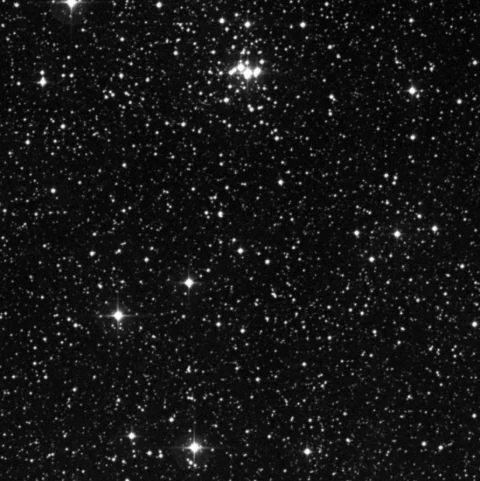Imagem de referência (DSS2) de IC 4996 — objeto ainda não capturado no observatório