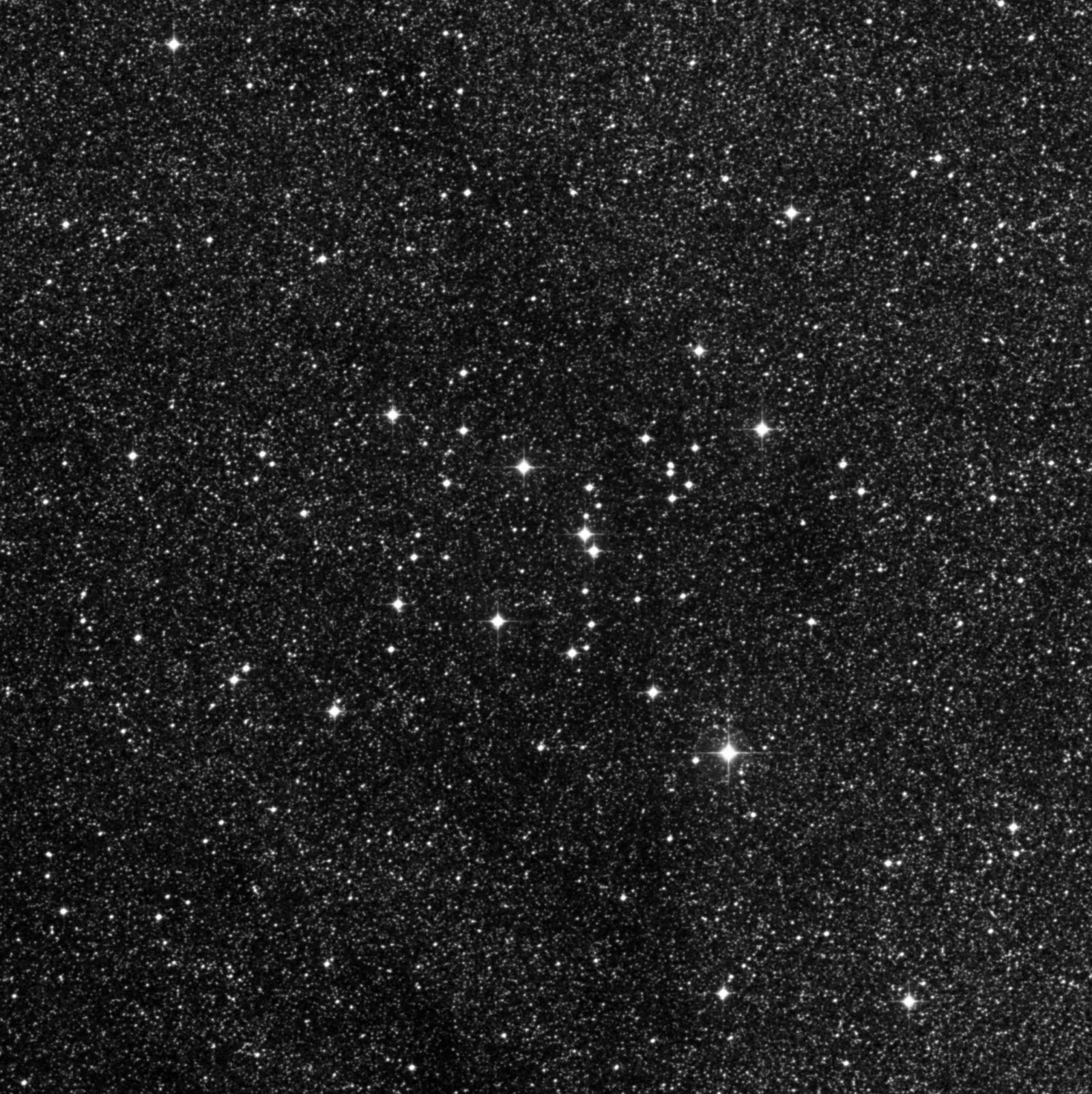 Imagem de referência (DSS2) de M7 — Ptolemy’s Cluster — objeto ainda não capturado no observatório