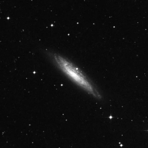 Imagem de referência (DSS2) de NGC 134 — objeto ainda não capturado no observatório