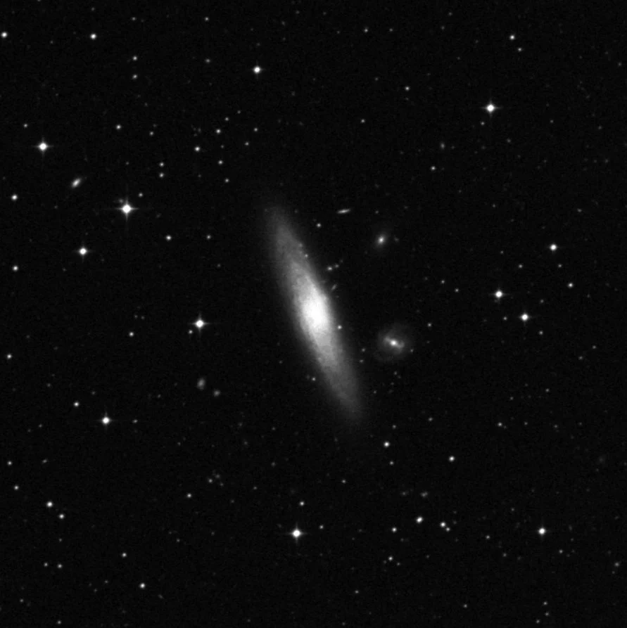 Imagem de referência (DSS2) de NGC 1515 — objeto ainda não capturado no observatório