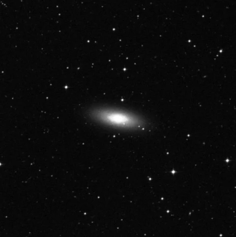 Imagem de referência (DSS2) de NGC 1527 — objeto ainda não capturado no observatório