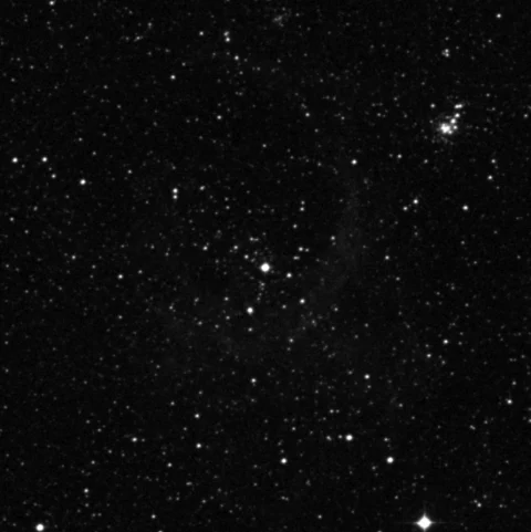 Imagem de referência (DSS2) de NGC 1747 — objeto ainda não capturado no observatório