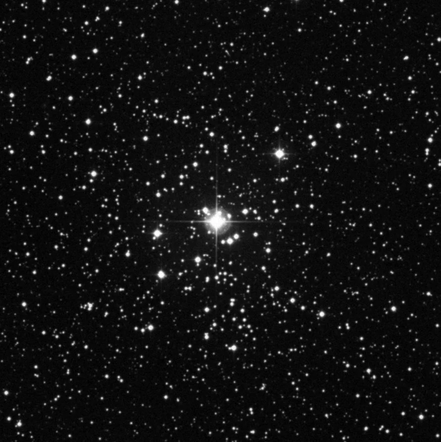Imagem de referência (DSS2) de NGC 1857 — objeto ainda não capturado no observatório
