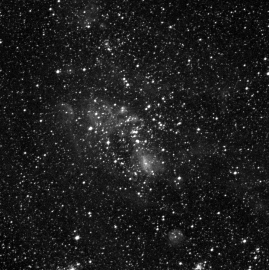 Imagem de referência (DSS2) de NGC 1948 — objeto ainda não capturado no observatório