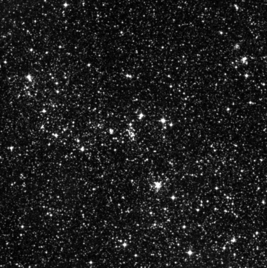 Imagem de referência (DSS2) de NGC 2027 — objeto ainda não capturado no observatório