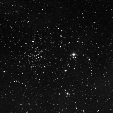 Imagem de referência (DSS2) de NGC 2259 — objeto ainda não capturado no observatório