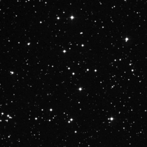 Imagem de referência (DSS2) de NGC 2331 — objeto ainda não capturado no observatório