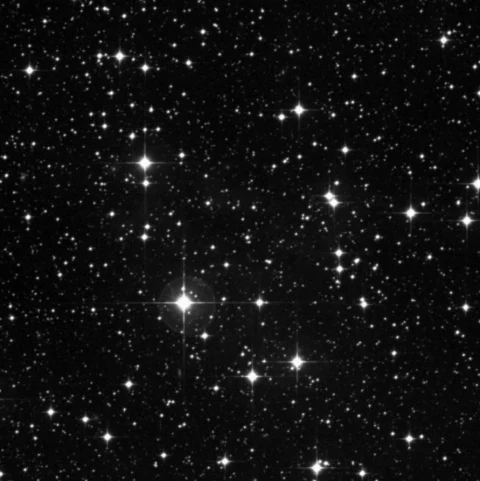 Imagem de referência (DSS2) de NGC 2547 — objeto ainda não capturado no observatório
