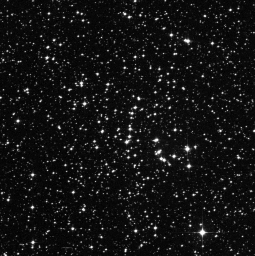 Imagem de referência (DSS2) de NGC 2567 — objeto ainda não capturado no observatório