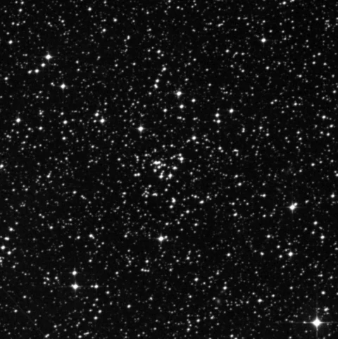 Imagem de referência (DSS2) de NGC 2635 — objeto ainda não capturado no observatório