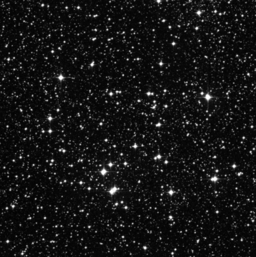 Imagem de referência (DSS2) de NGC 2925 — objeto ainda não capturado no observatório