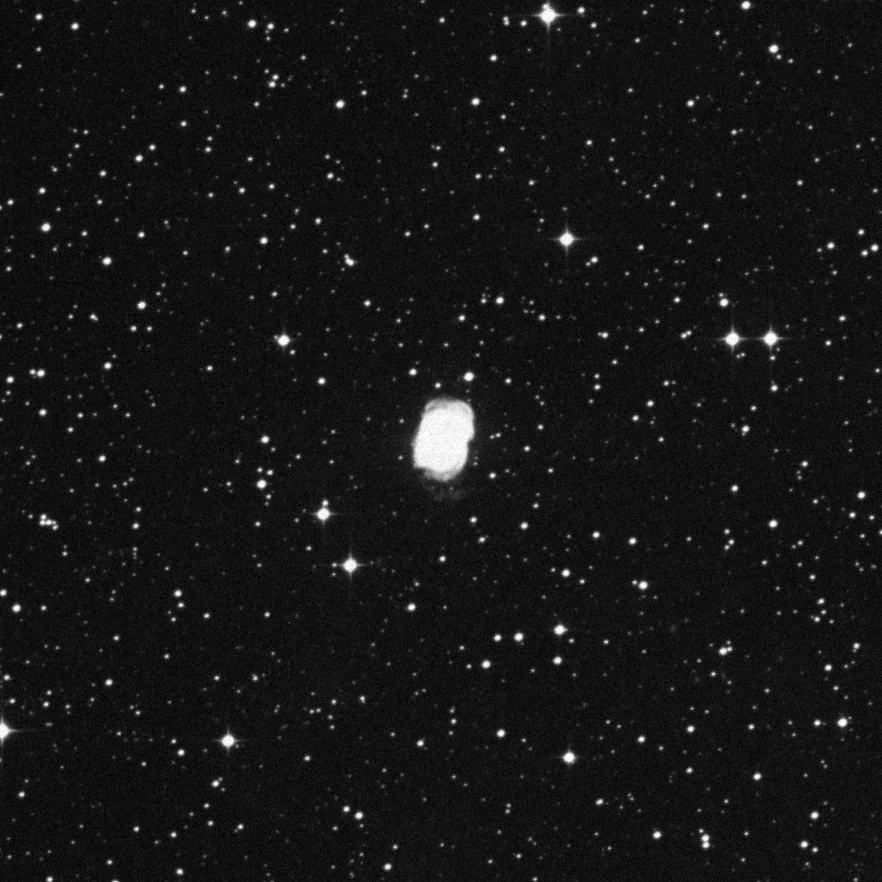 Imagem de referência (DSS2) de NGC 3132 — Nebulosa do Anel Sul — objeto ainda não capturado no observatório