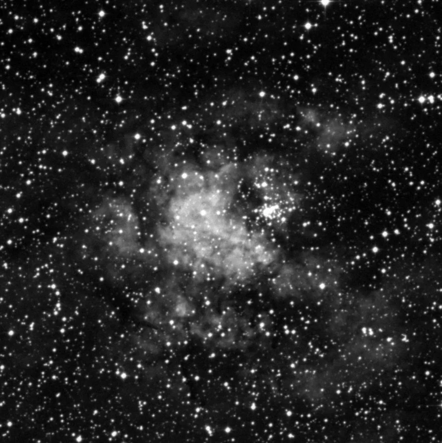 Imagem de referência (DSS2) de NGC 3247 — objeto ainda não capturado no observatório