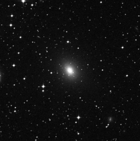 Imagem de referência (DSS2) de NGC 3557 — objeto ainda não capturado no observatório