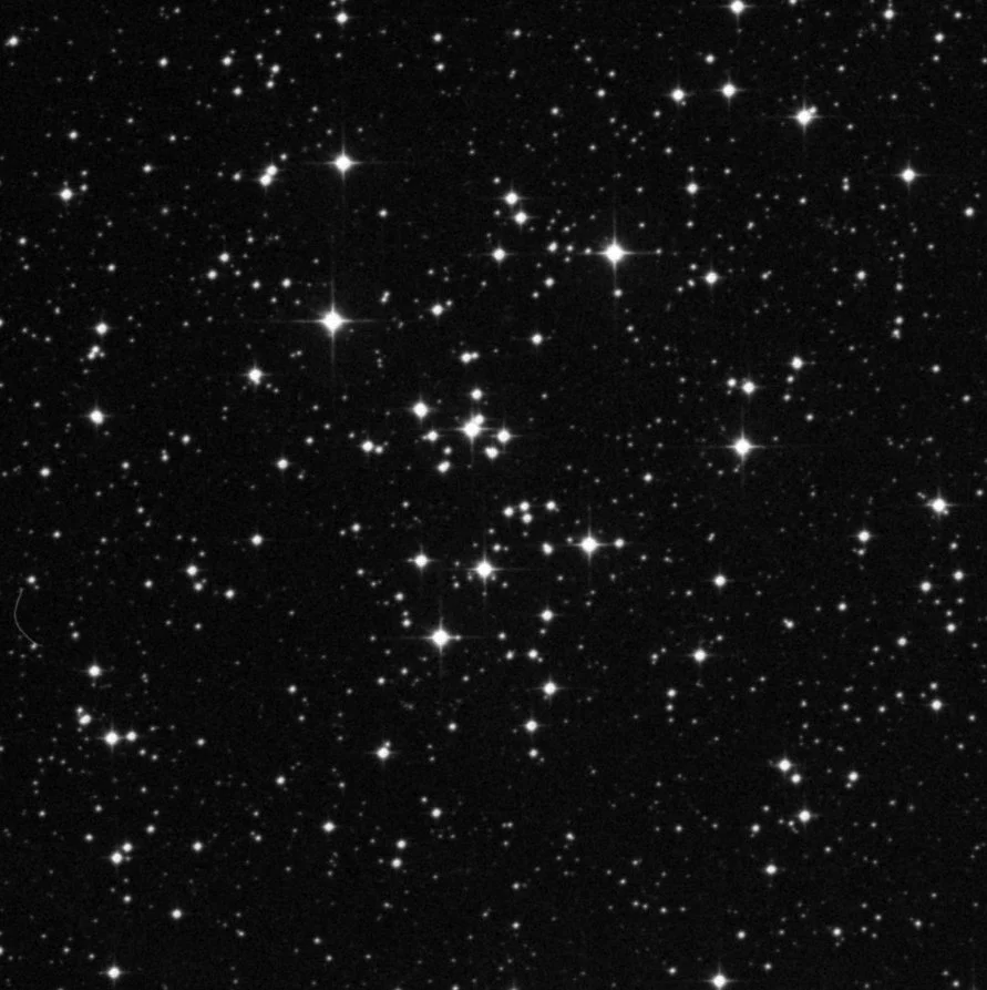 Imagem de referência (DSS2) de NGC 3680 — objeto ainda não capturado no observatório