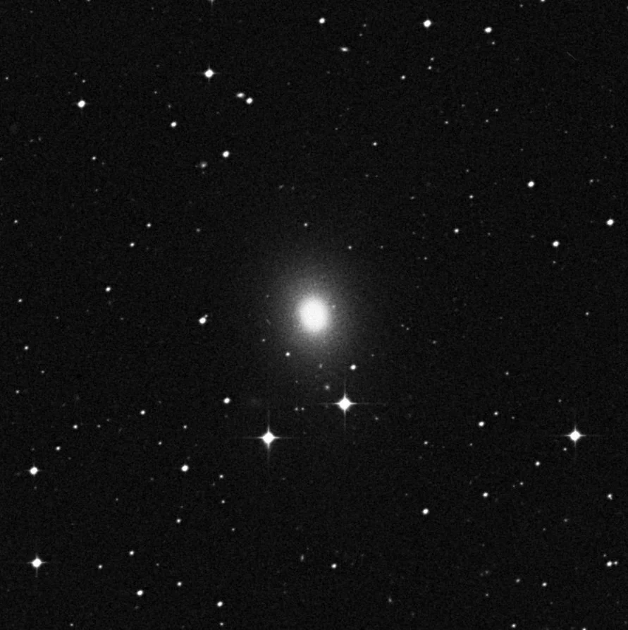 Imagem de referência (DSS2) de NGC 3962 — objeto ainda não capturado no observatório