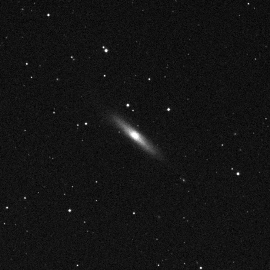 Imagem de referência (DSS2) de NGC 4235 — objeto ainda não capturado no observatório