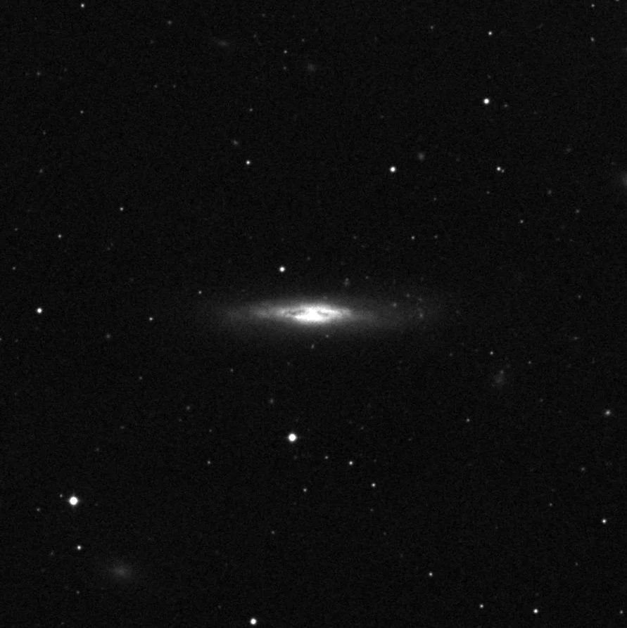 Imagem de referência (DSS2) de NGC 4388 — objeto ainda não capturado no observatório