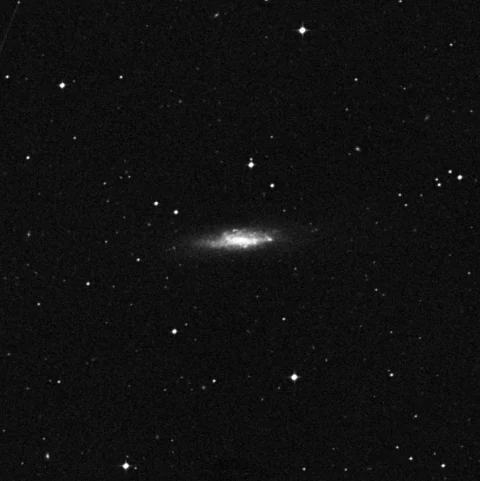 Imagem de referência (DSS2) de NGC 4592 — objeto ainda não capturado no observatório