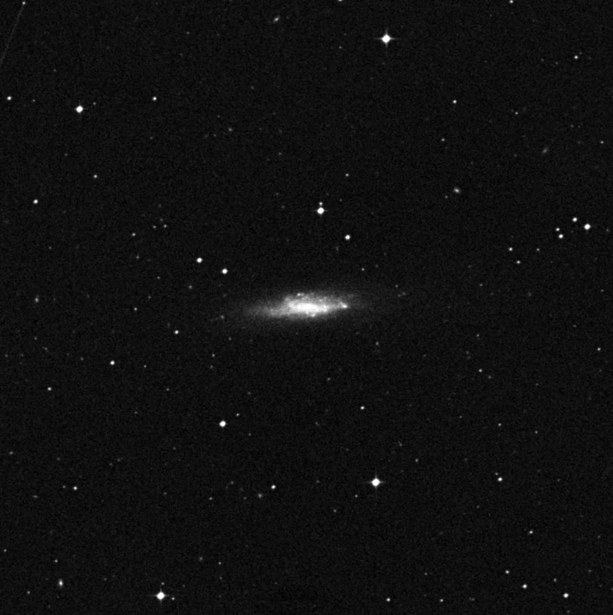 Imagem de referência (DSS2) de NGC 4592 — objeto ainda não capturado no observatório