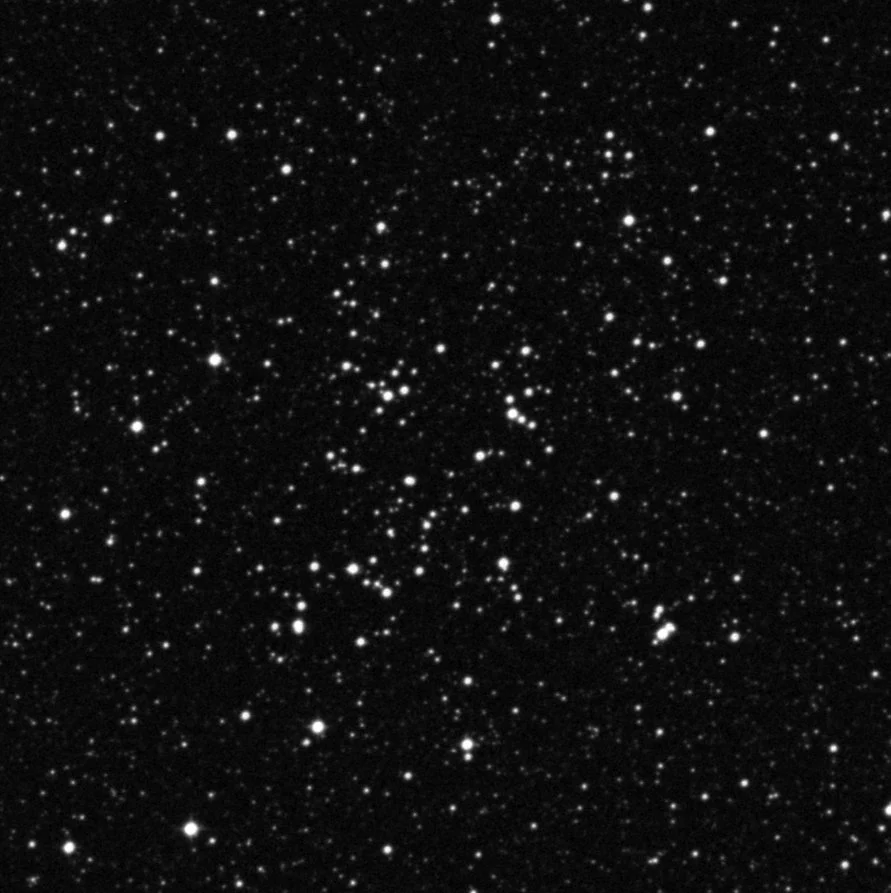 Imagem de referência (DSS2) de NGC 4852 — objeto ainda não capturado no observatório