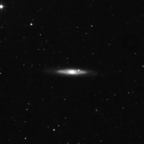 Imagem de referência (DSS2) de NGC 4866 — objeto ainda não capturado no observatório