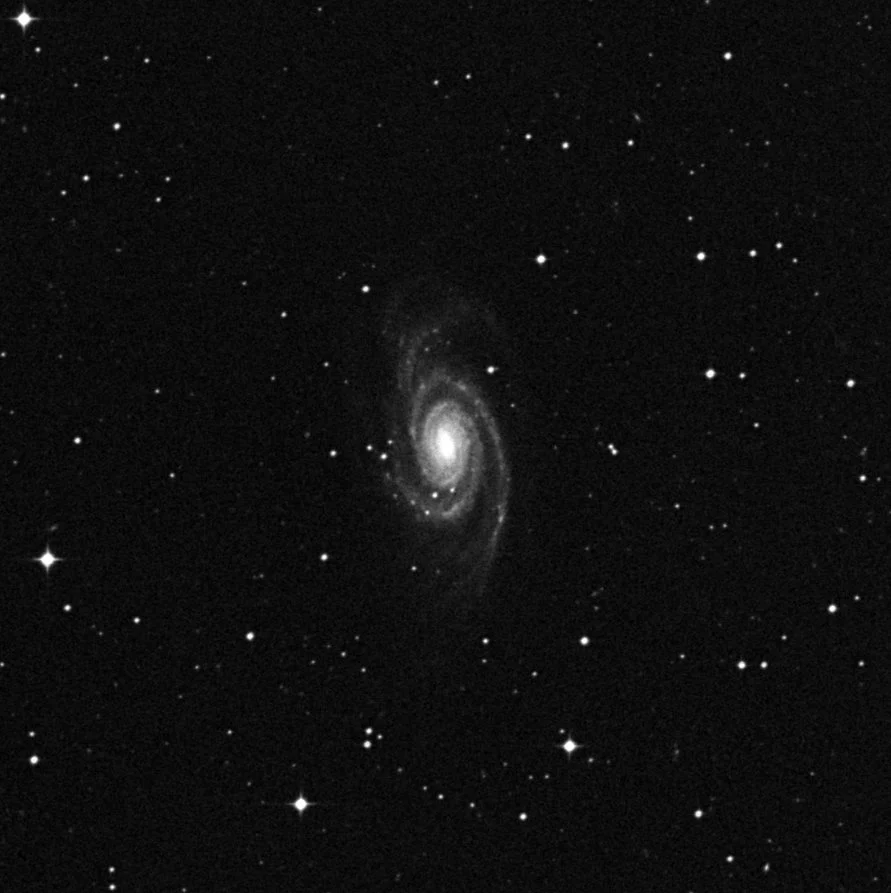 Imagem de referência (DSS2) de NGC 4939 — objeto ainda não capturado no observatório