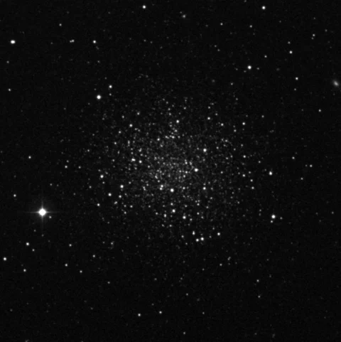 Imagem de referência (DSS2) de NGC 5053 — objeto ainda não capturado no observatório