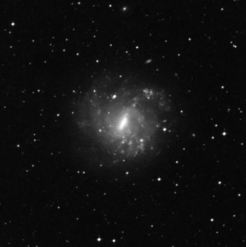 Imagem de referência (DSS2) de NGC 5068 — objeto ainda não capturado no observatório