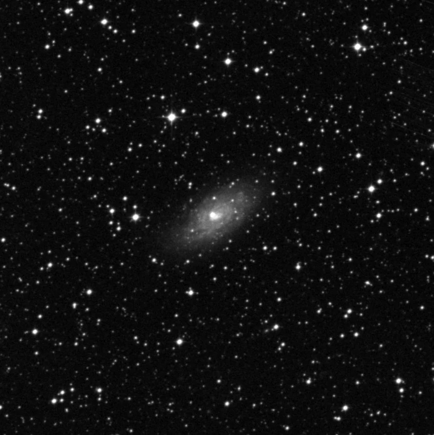 Imagem de referência (DSS2) de NGC 5530 — objeto ainda não capturado no observatório