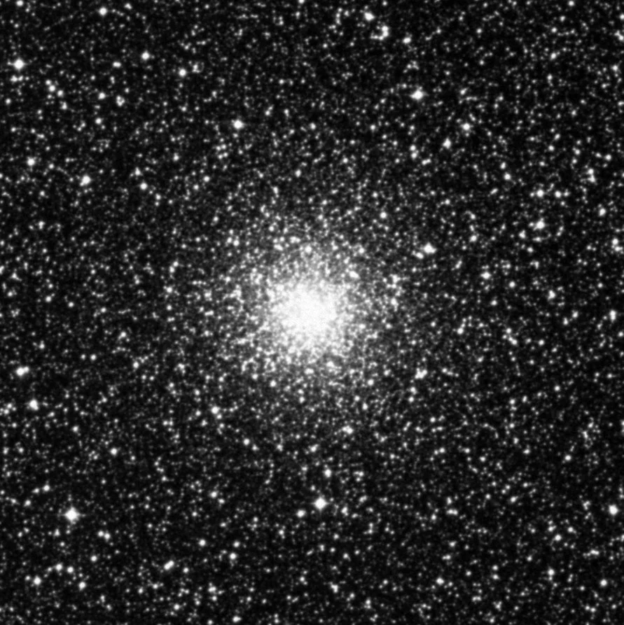 Imagem de referência (DSS2) de NGC 5927 — objeto ainda não capturado no observatório