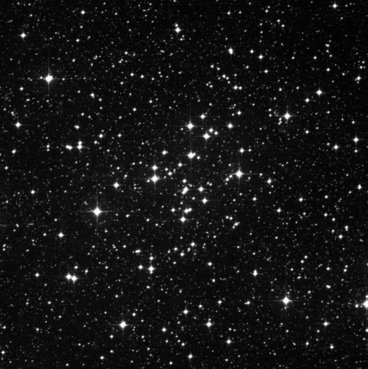 Imagem de referência (DSS2) de NGC 6124 — objeto ainda não capturado no observatório