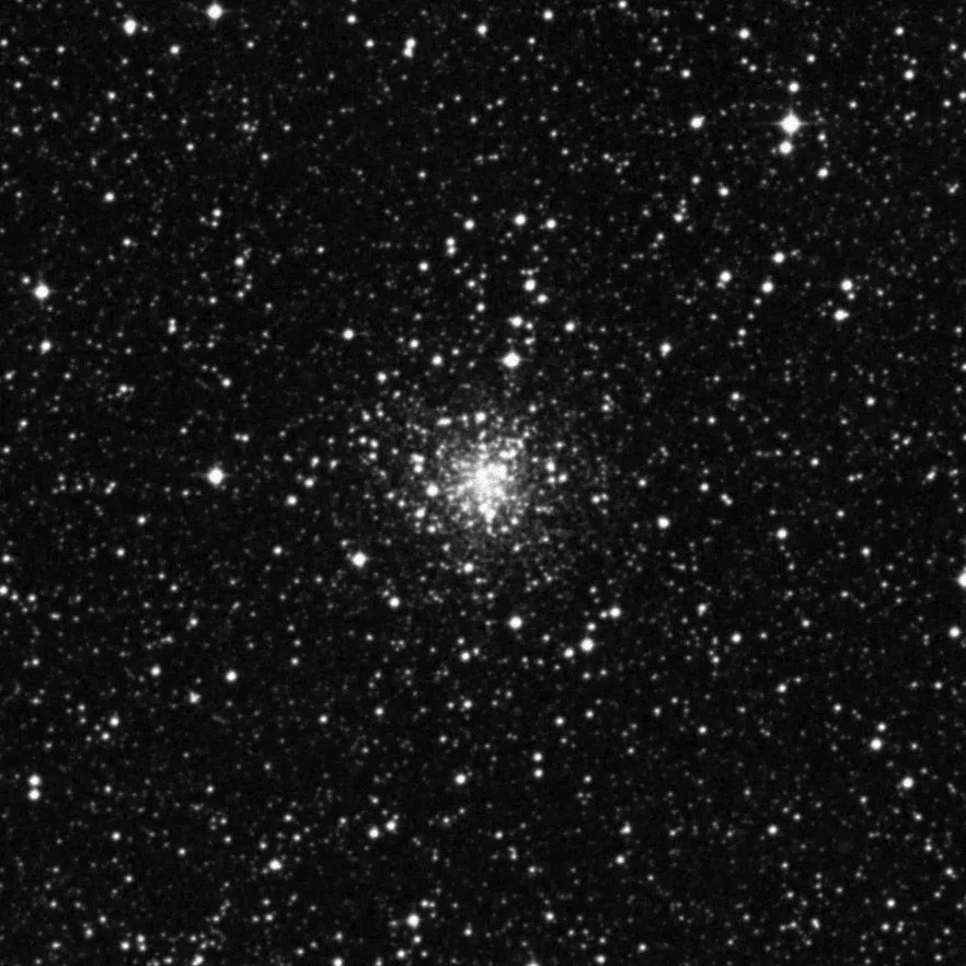 Imagem de referência (DSS2) de NGC 6235 — objeto ainda não capturado no observatório