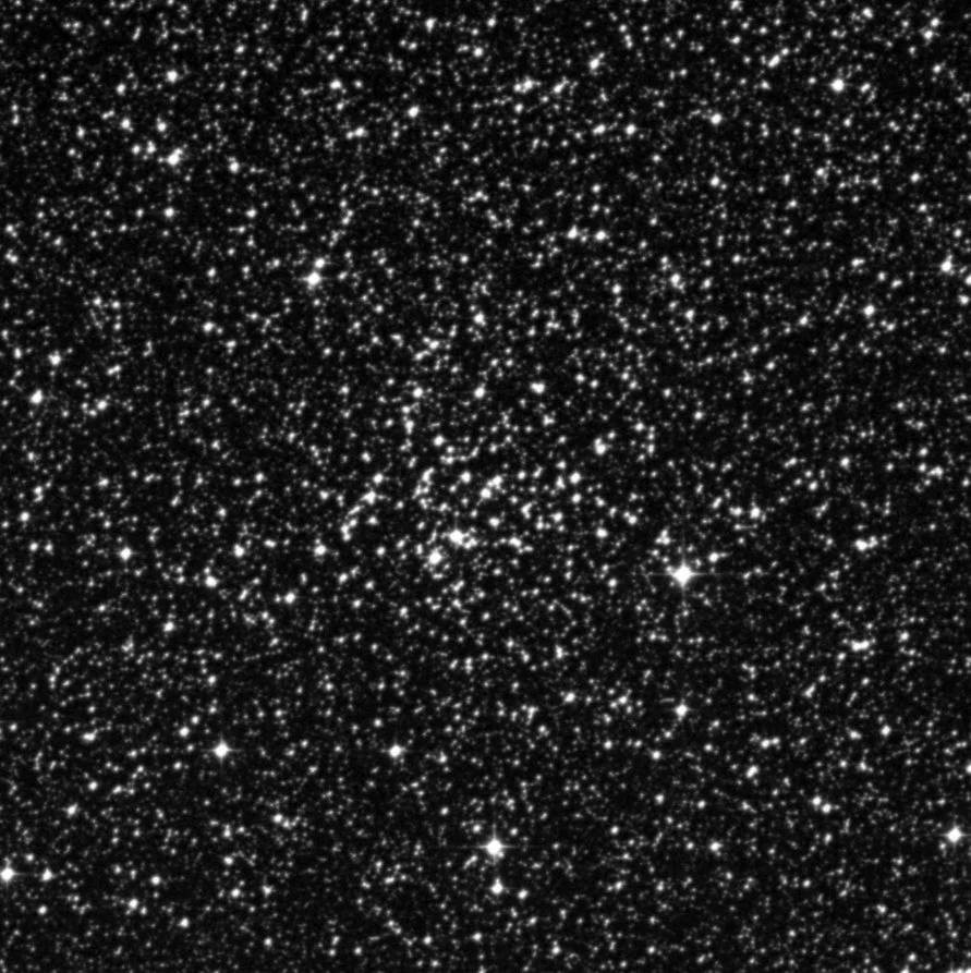 Imagem de referência (DSS2) de NGC 6253 — objeto ainda não capturado no observatório