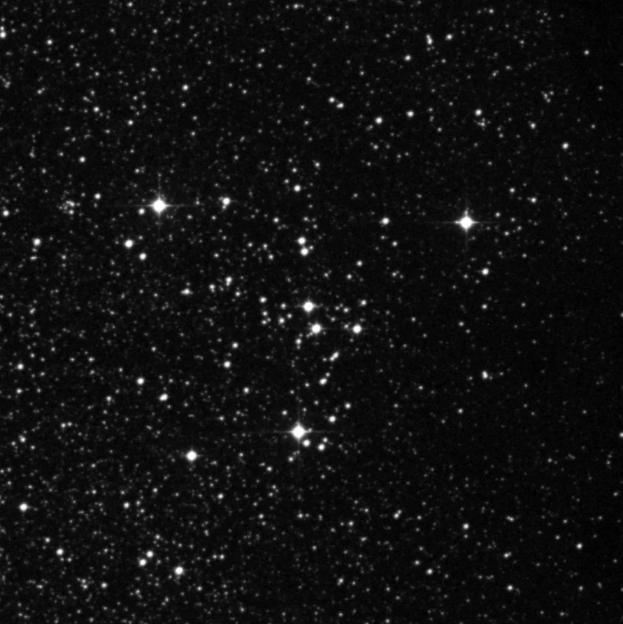 Imagem de referência (DSS2) de NGC 6322 — objeto ainda não capturado no observatório