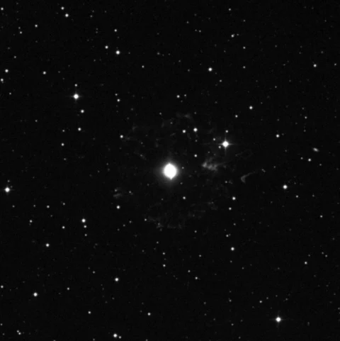 Imagem de referência (DSS2) de NGC 6543 — Nebulosa Olho de Gato — objeto ainda não capturado no observatório