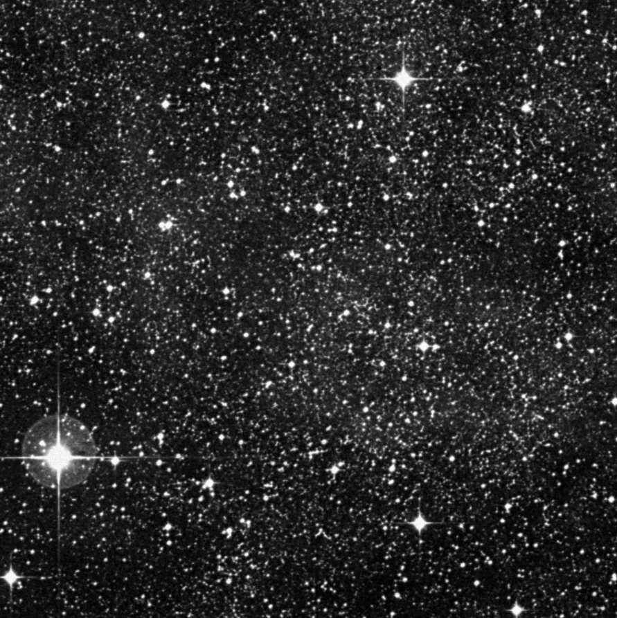 Imagem de referência (DSS2) de NGC 6625 — objeto ainda não capturado no observatório