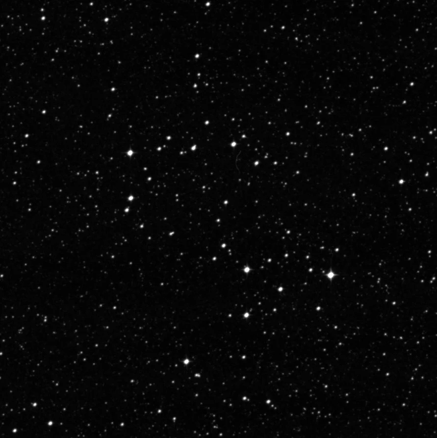 Imagem de referência (DSS2) de NGC 6716 — objeto ainda não capturado no observatório