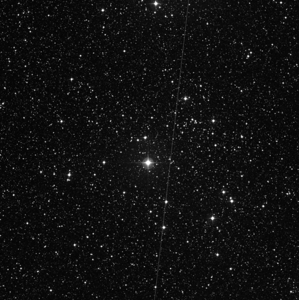 Imagem de referência (DSS2) de NGC 6885 — Aglomerado NGC 6885 — objeto ainda não capturado no observatório