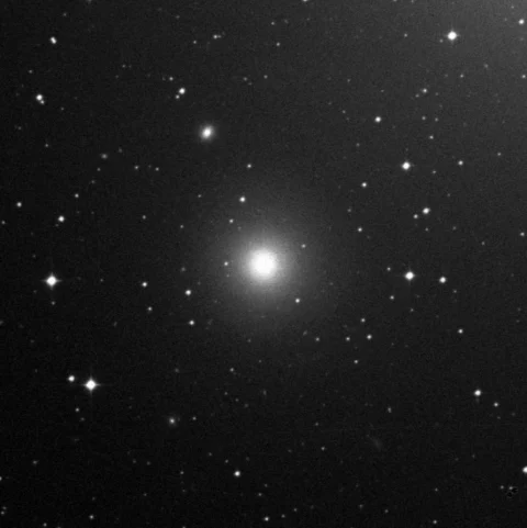 Imagem de referência (DSS2) de NGC 7213 — objeto ainda não capturado no observatório