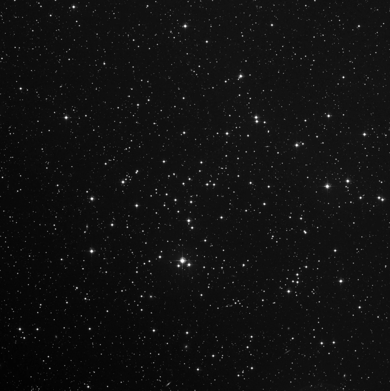 Imagem de referência (DSS2) de NGC 752 — objeto ainda não capturado no observatório