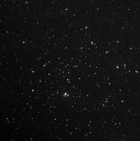 Imagem de referência (DSS2) de NGC 752 — objeto ainda não capturado no observatório