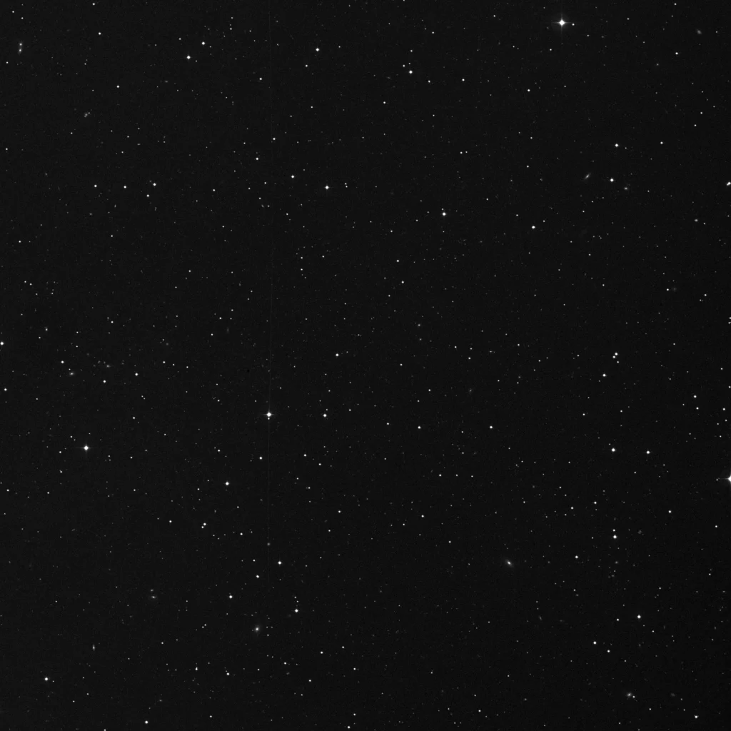 Imagem de referência (DSS2) de PGC088608 — Sextans Dwarf Spheroidal — objeto ainda não capturado no observatório