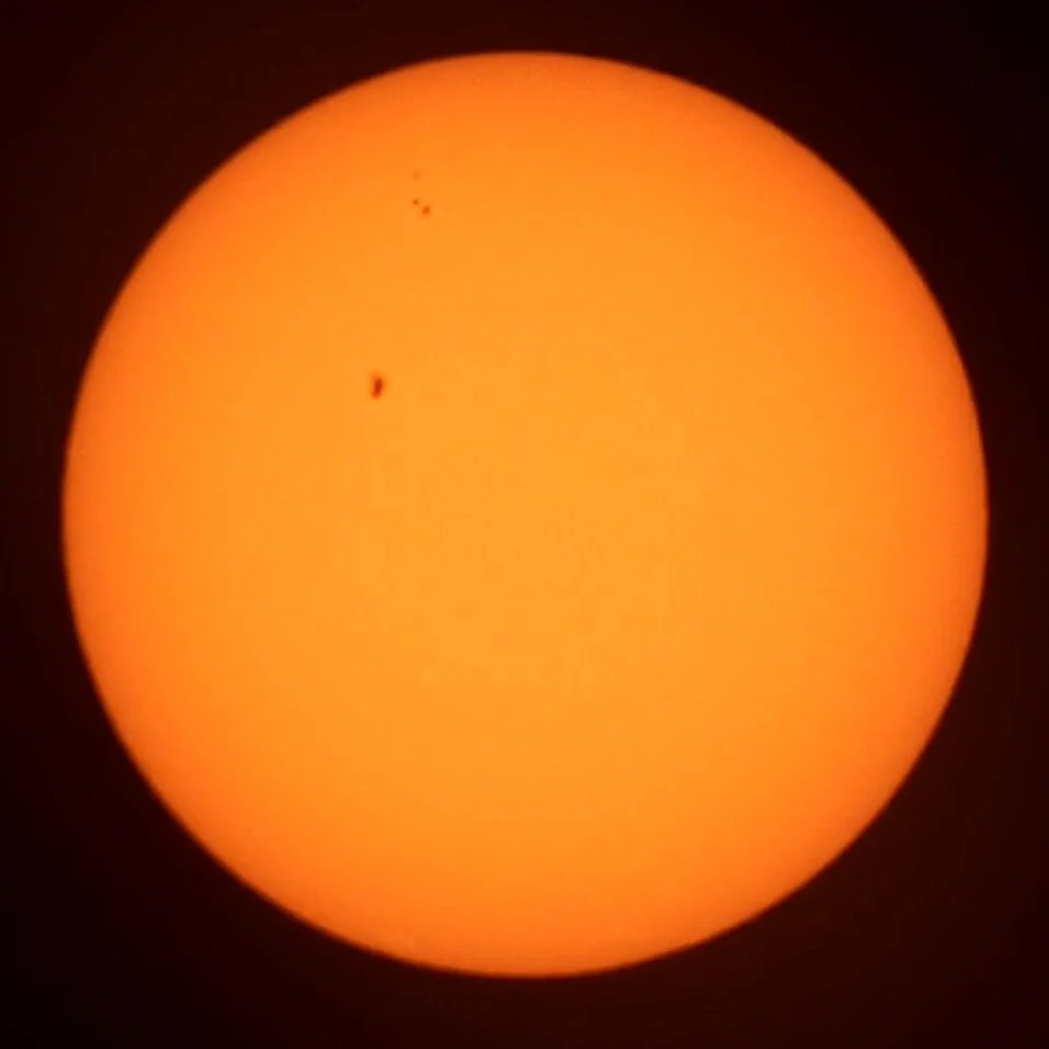 Primera astrofotografía hecha con el Seestar S50, el 5 de noviembre de 2023: la superficie del Sol